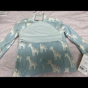 Carters baby boy blue NWT giraffe sleep and play outfit